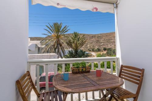 Areti's Milos Guesthouses
