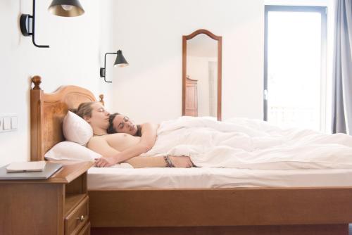 Historic Guesthouse BIRCHER B&B Apartments near Sterzingにあるベッド