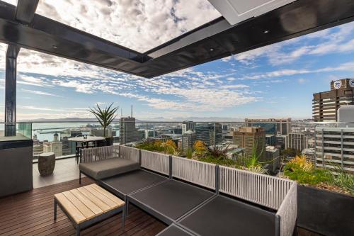 Foto dalla galleria di 16 on Bree One Bedroom with Amazing views of Cape Town a Città del Capo