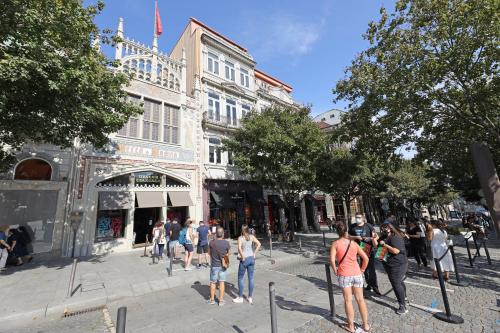 FLH Porto Traditional Studio