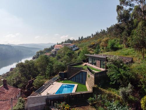 Výhled na bazén z ubytování Quinta do Pomar Maior Douro - Porto Carvoeiro nebo okolí
