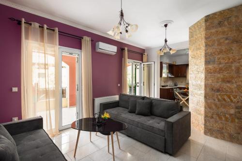Χώρος καθιστικού στο michael apartments
