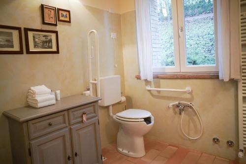 Un baño de Parco di Montebello