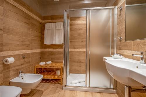 A bathroom at Nanà