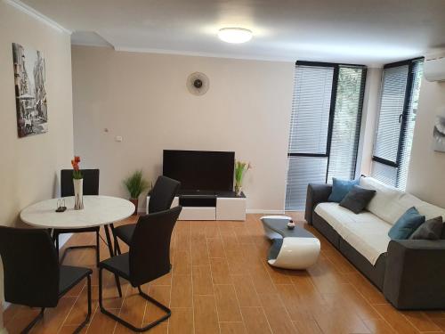 Апартамент За Гости ,,1В-15" АМАРА БУТИК""