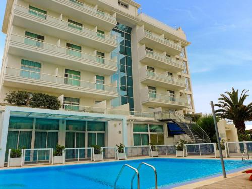 Kolam renang di atau dekat dengan Apartment Nautilus-5 by Interhome
