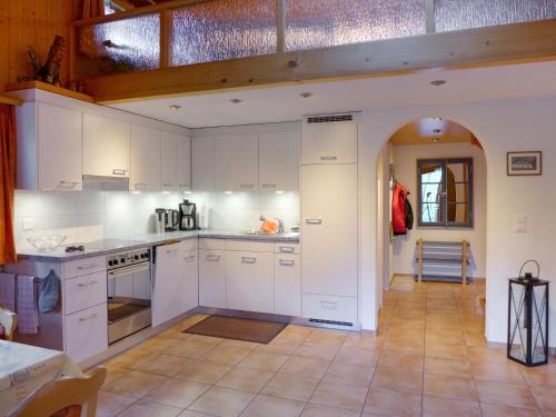 Köök või kööginurk majutusasutuses Holiday Home Reindli by Interhome