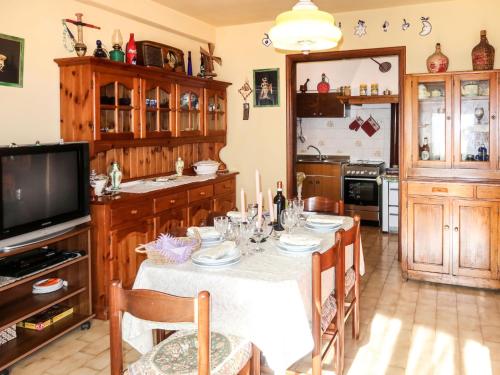 Η κουζίνα ή μικρή κουζίνα στο Holiday Home Bel Vedere by Interhome