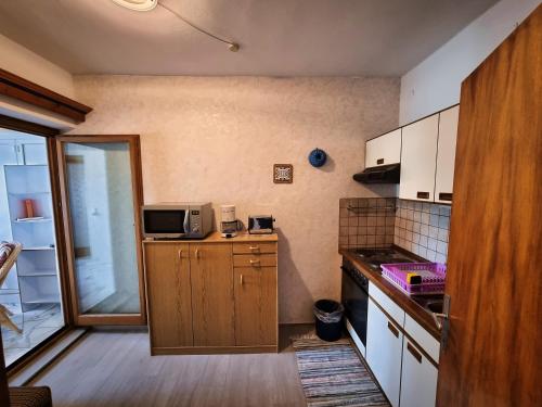 Dapur atau dapur kecil di Gästehaus auf der Höhe