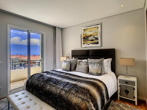 Paradise Haven - Refined modern T3 by LovelyStay