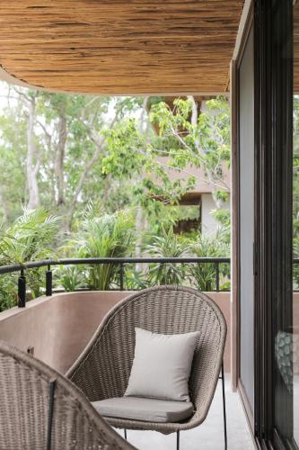 Uma varanda ou terraço em Zereno Tulum Beach Club Access