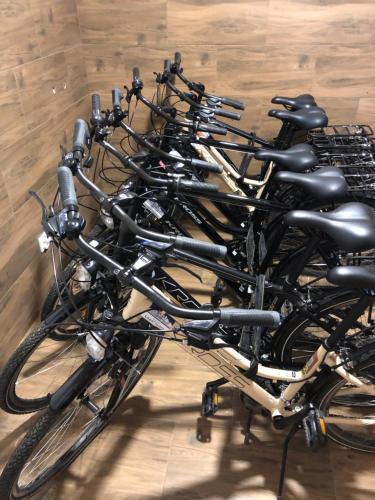 a group of bikes parked next to each other at Velo Apartamenty in Czorsztyn