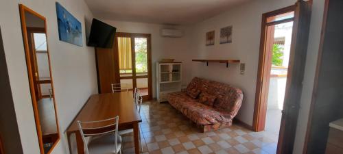 Gallery image of SARACENA HOME in SantʼAndrea