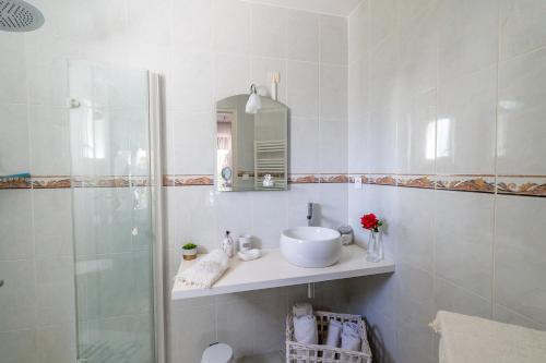 Kylpyhuone majoituspaikassa La Villa de l'Olivier