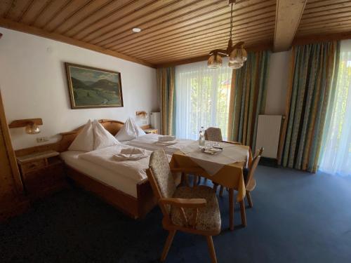 Postel nebo postele na pokoji v ubytování Pension Steinbacher