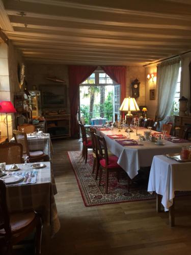 Gallery image of Au Relais Saint Maurice in Chinon