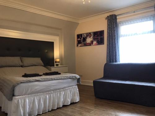 Gallery image of Sandy Pad's Apartments in Rhyl
