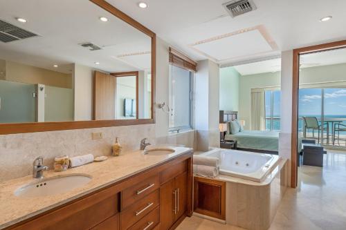 Gallery image of Luna Blanca Two Bedroom Unit by Kivoya in Puerto Peñasco