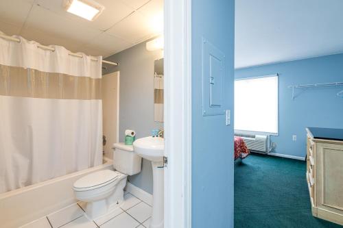 Afbeelding uit fotogalerij van Hotel Charlee Villas Beach Hotel Oceanblock in Seaside Heights