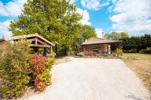 Galería fotográfica de Les Forges Villas - 4 room villa for 6 people en Vasles