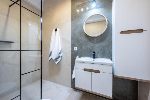 Koupelna v ubytování Apartament Natural 305 z widokiem na morze