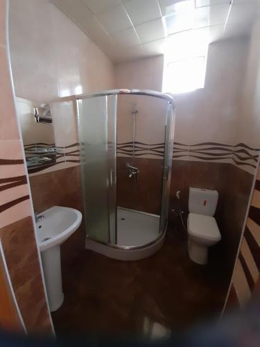 Bathroom sa Adnan Garden Exclusive Villa