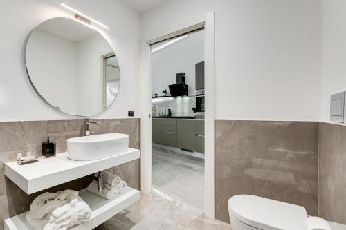 Koupelna v ubytování UnoSeiTre - Luxury Apartment & Suite