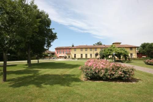 Zahrada ubytování Bes Hotel Bergamo Cologno al Serio