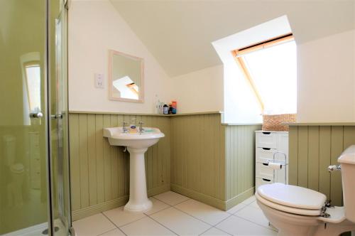 Gallery image of High Beach Cottage in Kames