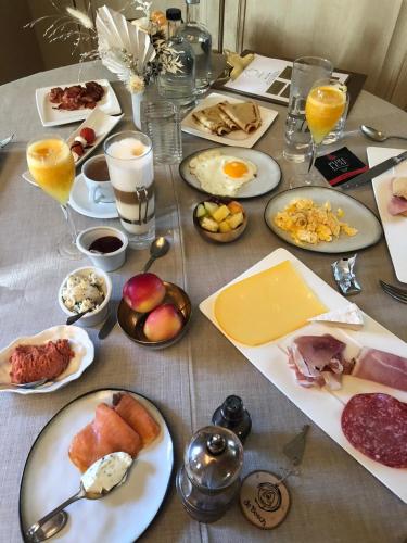 B&Bの敷地内または近くでの食事または食べ物