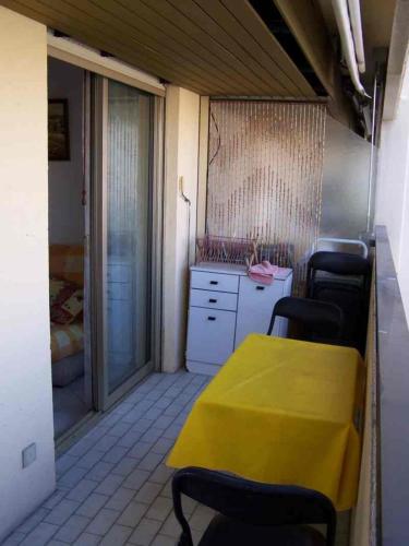 Comfortable Flat With Balcony Cannes City Centre