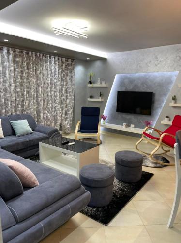 Eldi's Apartments - Image 2