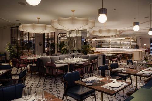 Four Seasons New Orleans Image