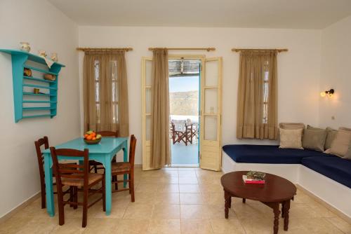 Gallery image of Uranos Studios in Amorgos