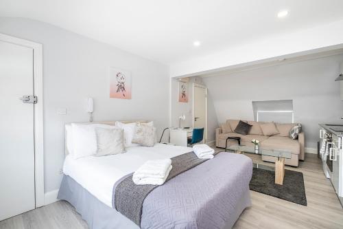 Securematics Superior Studio Apartments, London, United Kingdom