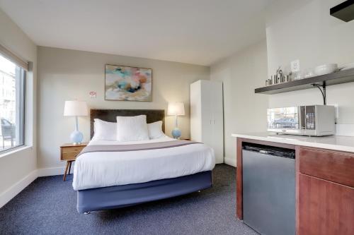 Sojourn at DuPont Place Image