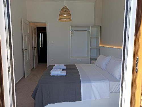 Imagen de la galería de PS HOUSE Old Port - PS Rental, en Skiathos