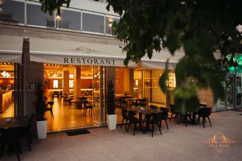 Restaurace v ubytování Hotel Vila Mare