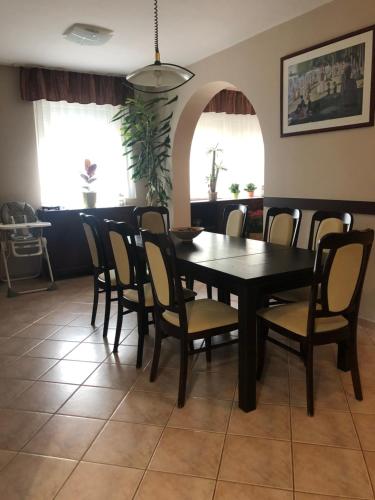 Posedenie v ubytovaní Virág Apartman