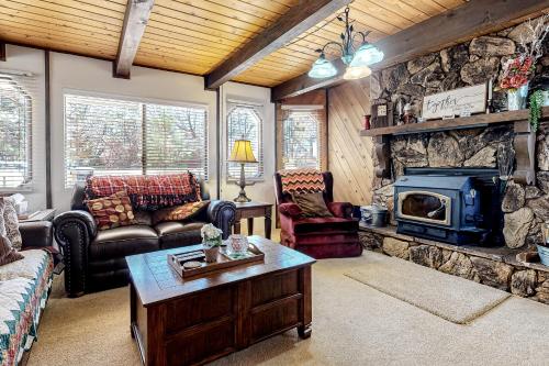 Cozy Comforts – Photos 5