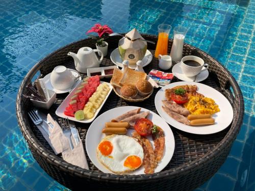 Đồ ăn tại/gần biệt thự