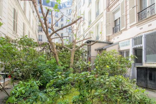 MAISON FRANCOIS Paris