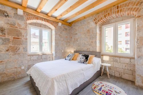 JeS Old Town Luxury Rooms