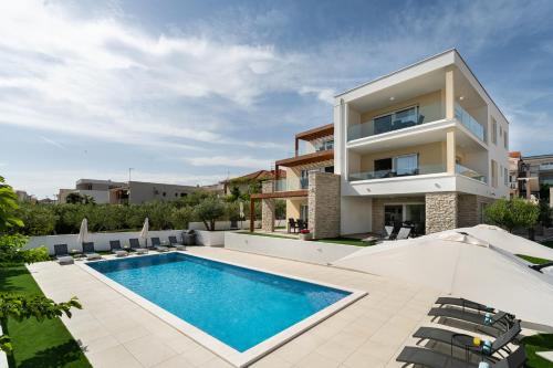 Villa Corcovado with Heated Pool
