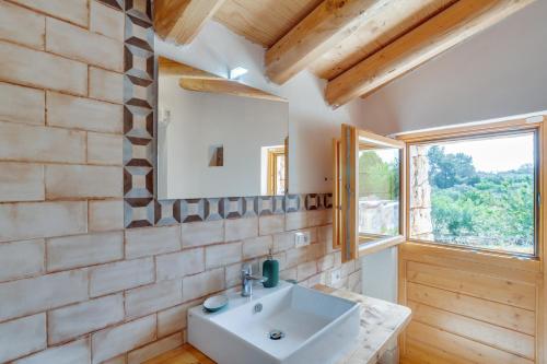 Salle de bains dans l'établissement TRUeLLOVE Wonderful Trullo in Putignano