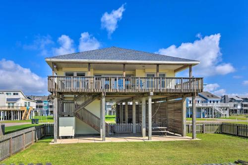 Beachfront Galveston Getaway with Deck and Views!