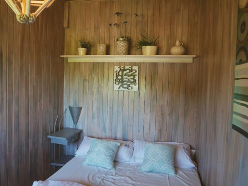 מיטה או מיטות בחדר ב-Domek Panorama