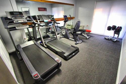 Centrum fitness w obiekcie Brigantine Beach Club Resort New Jersey