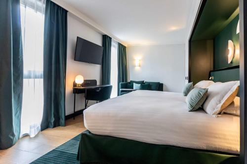 Postel nebo postele na pokoji v ubytování Best Western Plus Crystal, Hotel,Bar & Spa