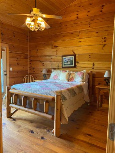 Posteľ alebo postele v izbe v ubytovaní Grandview Experience Lodge